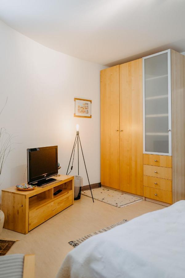 Haus Luna - Privatzimmer Im Sonnigen Suedburgenland Hackerberg المظهر الخارجي الصورة